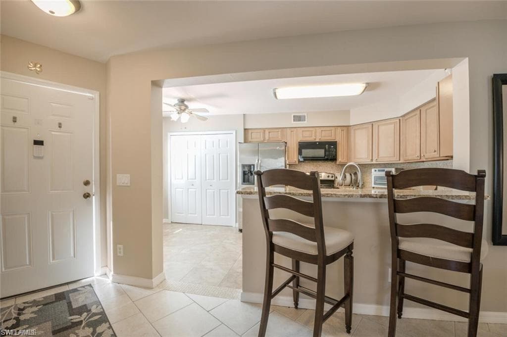 9589 Crescent Garden DR # 102, NAPLES FL 34109-13