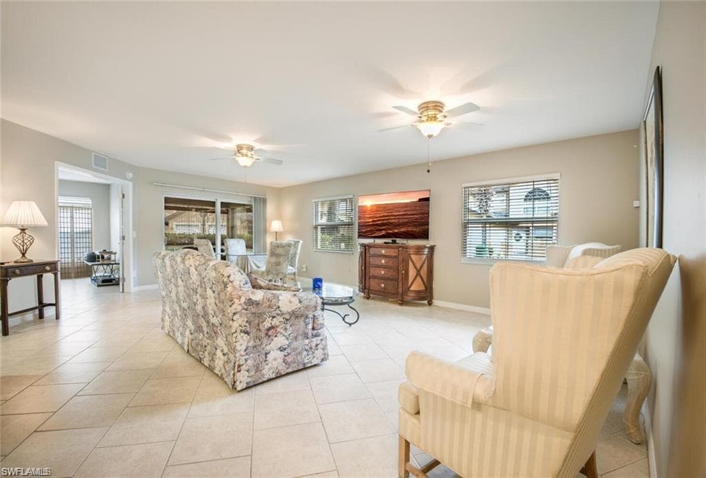 9589 Crescent Garden DR # 102, NAPLES FL 34109-3