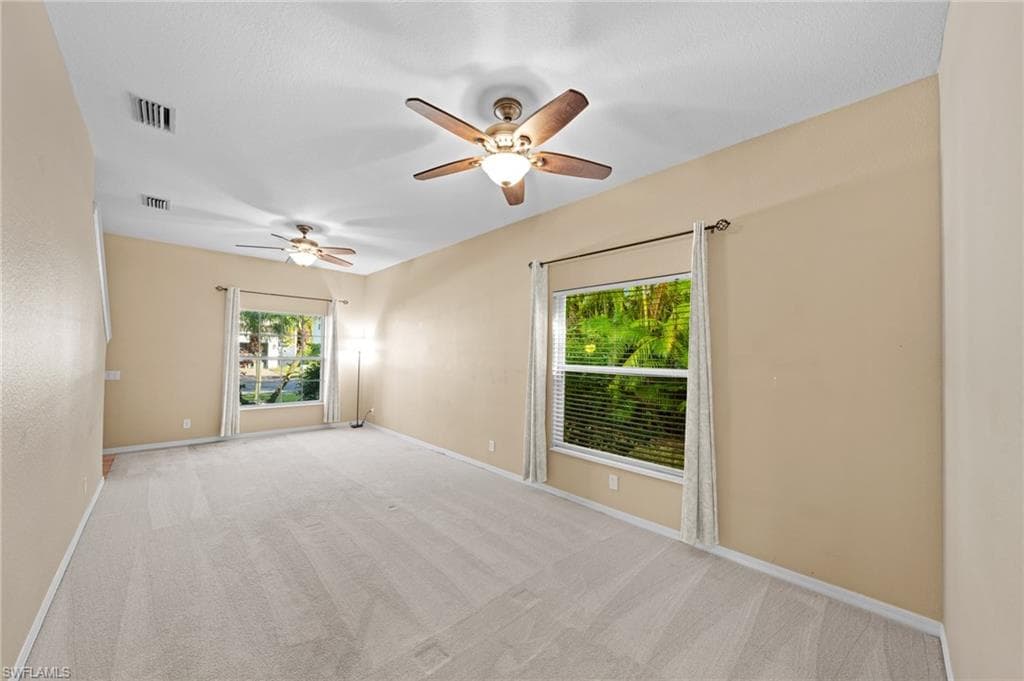 2084 Cape Heather CIR, CAPE CORAL FL 33991-4