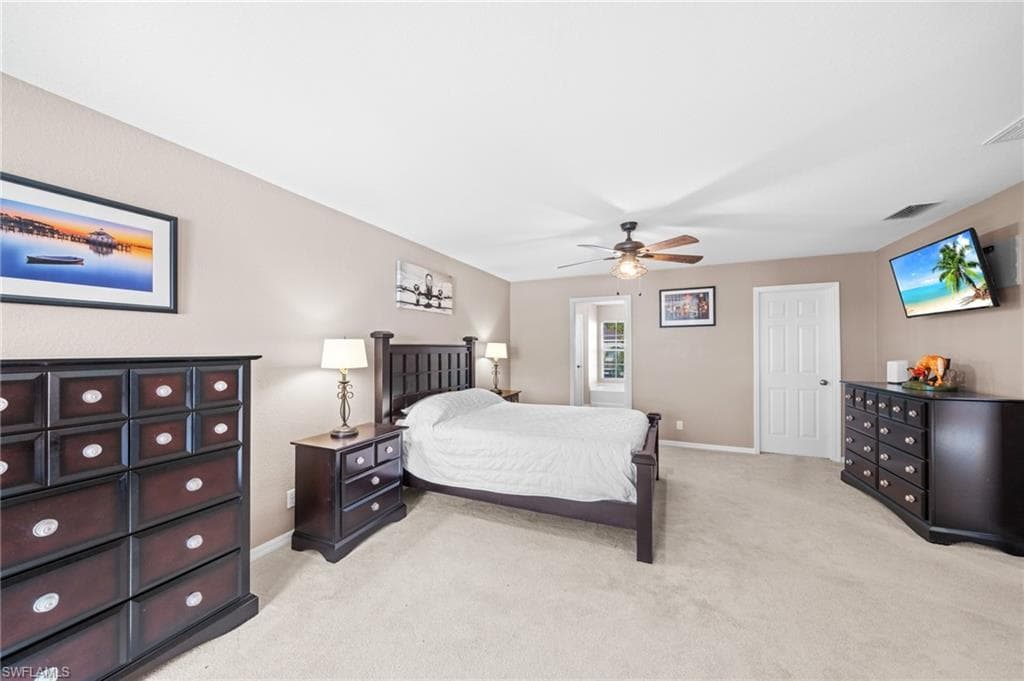 2084 Cape Heather CIR, CAPE CORAL FL 33991-16