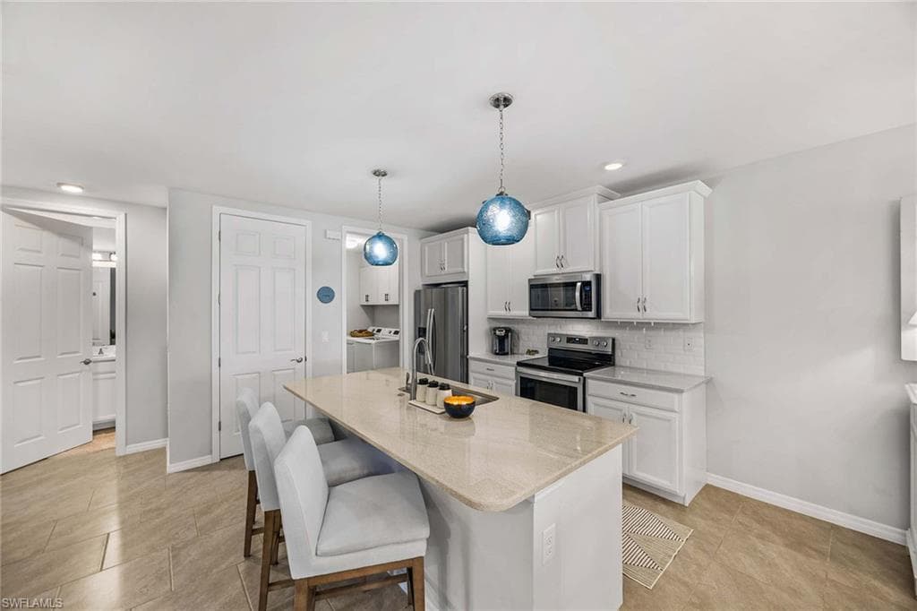14610 Edgewater CIR-12