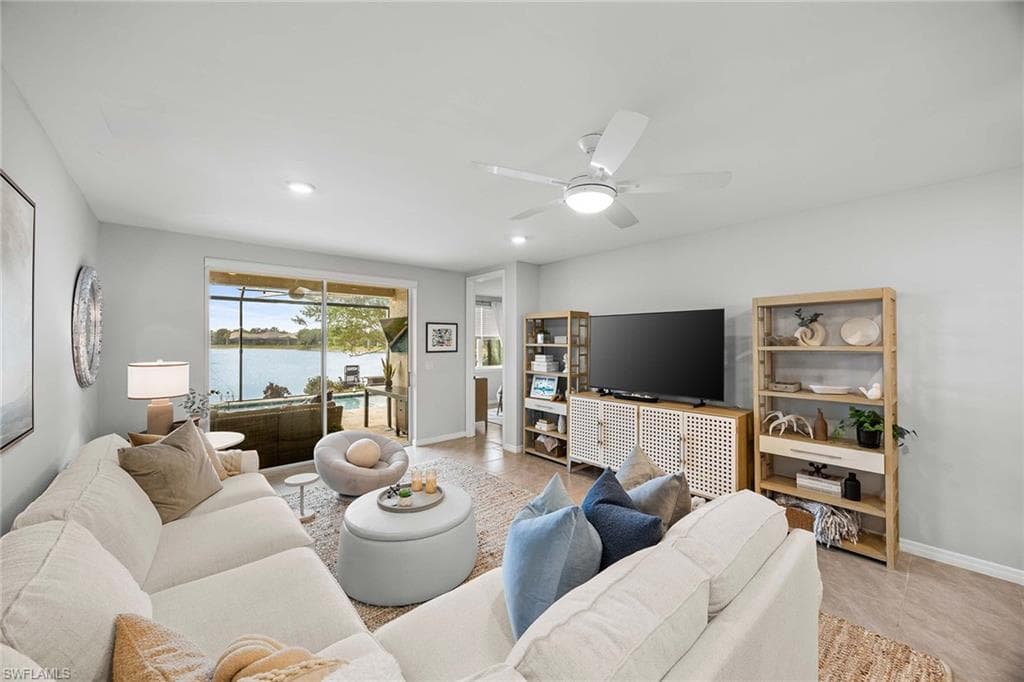 14610 Edgewater CIR-9