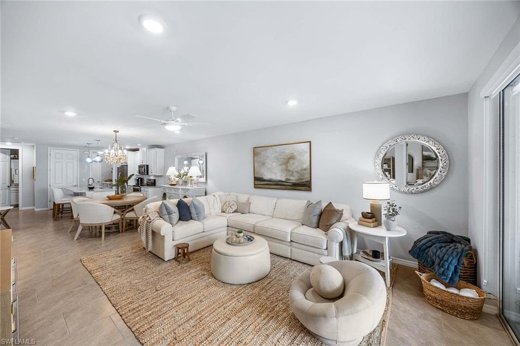 14610 Edgewater CIR-10