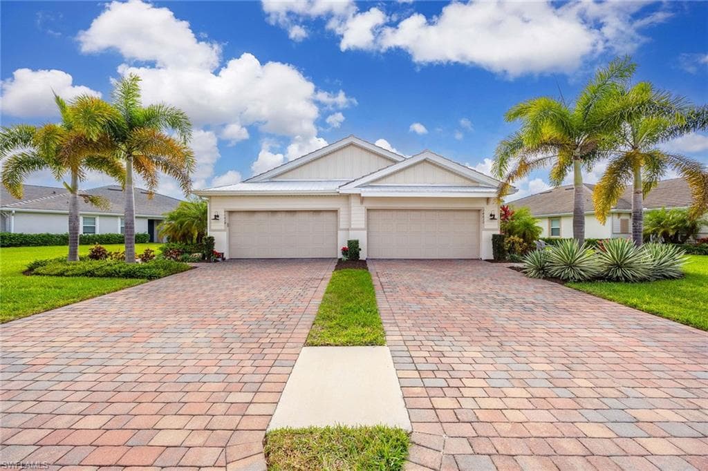 14610 Edgewater CIR-4