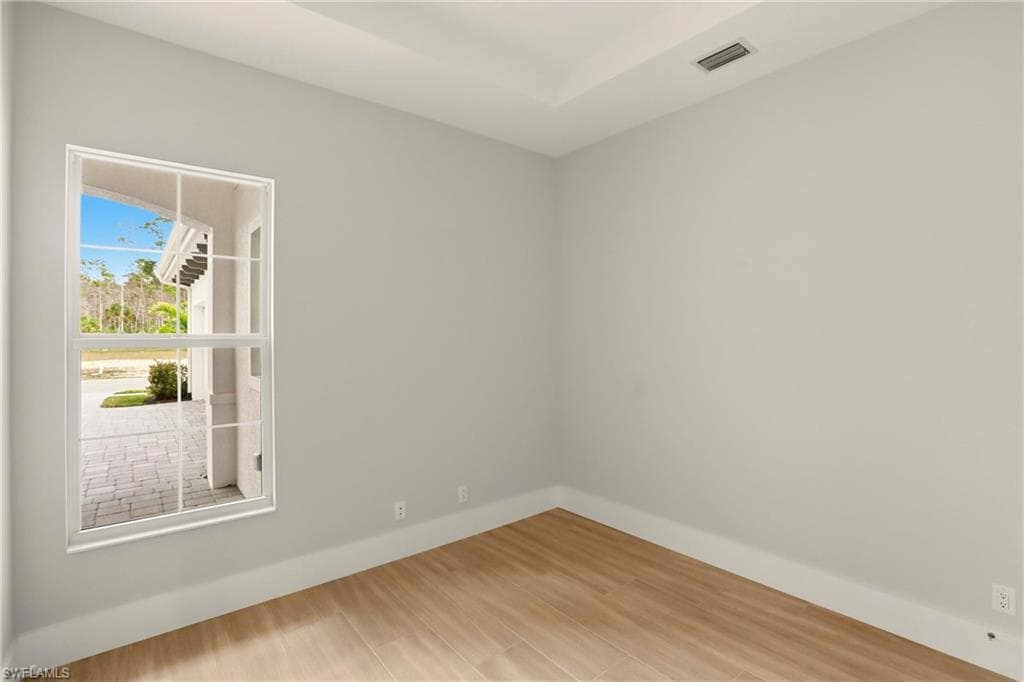 9661 Moonflower LN, OTHER FL 34114-15