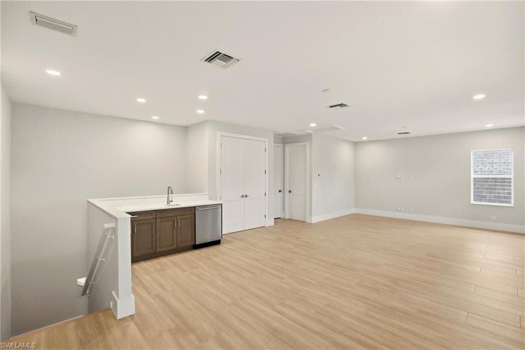 9661 Moonflower LN, OTHER FL 34114-31