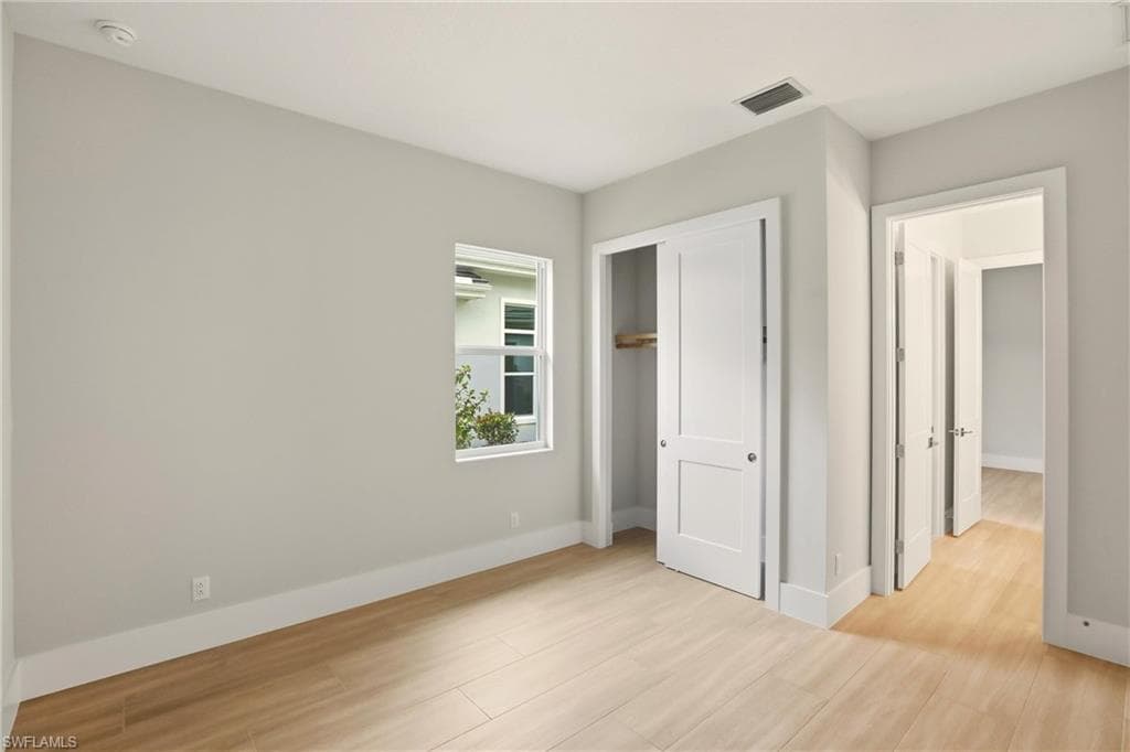 9661 Moonflower LN, OTHER FL 34114-27