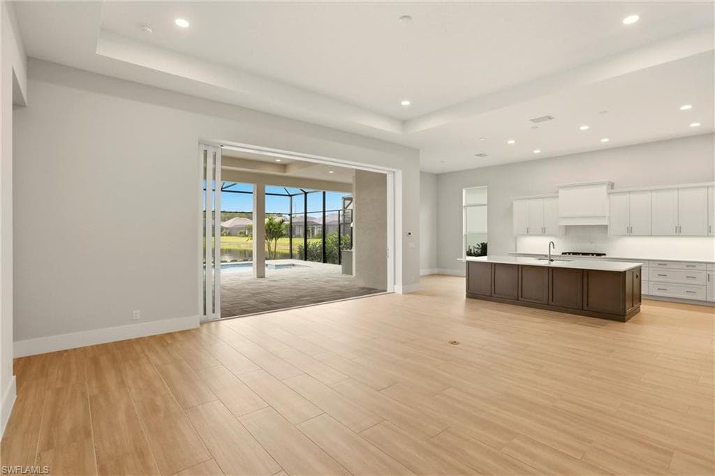 9661 Moonflower LN, OTHER FL 34114-4