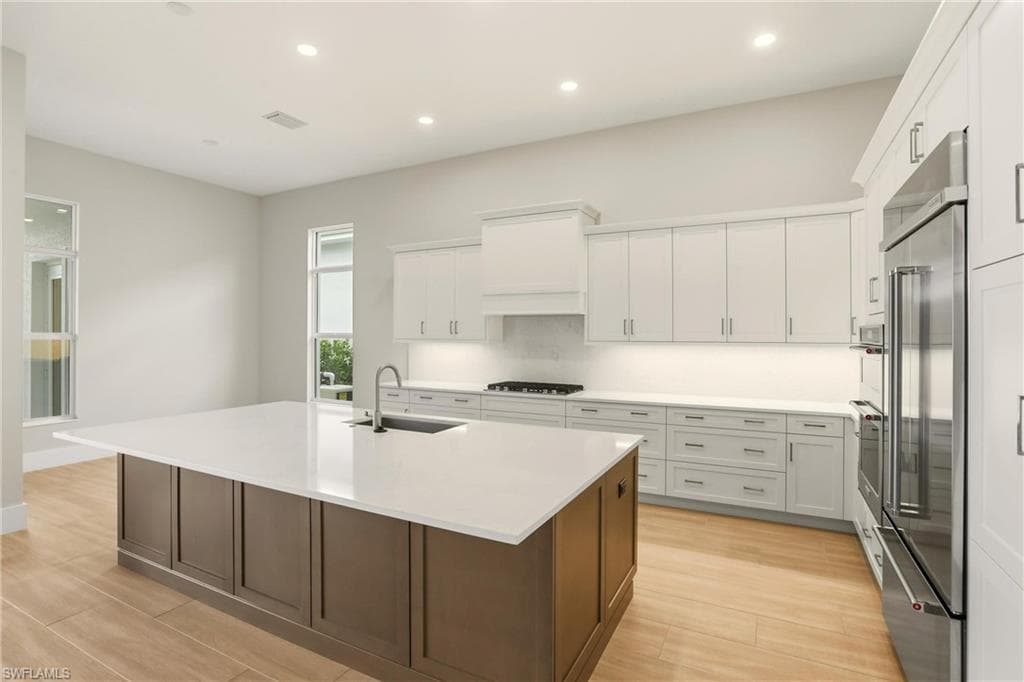 9661 Moonflower LN, OTHER FL 34114-8