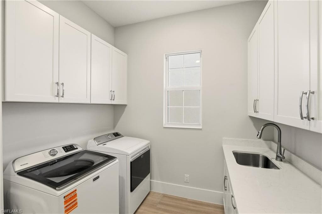 9661 Moonflower LN, OTHER FL 34114-37