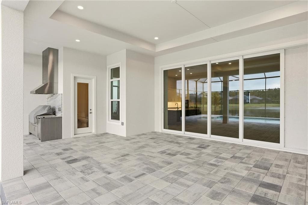 9661 Moonflower LN, OTHER FL 34114-40