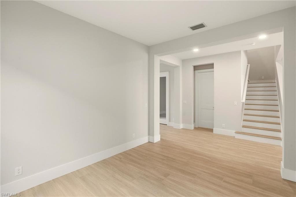 9661 Moonflower LN, OTHER FL 34114-14