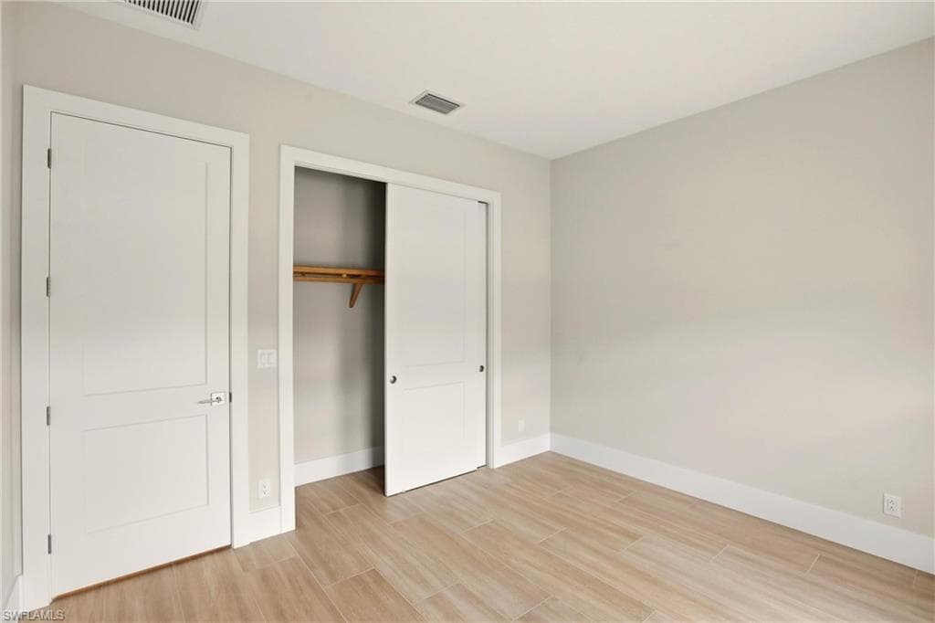 9661 Moonflower LN, OTHER FL 34114-18