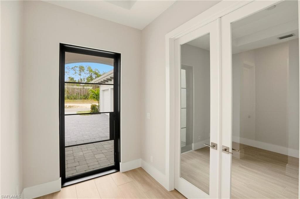 9661 Moonflower LN, OTHER FL 34114-3