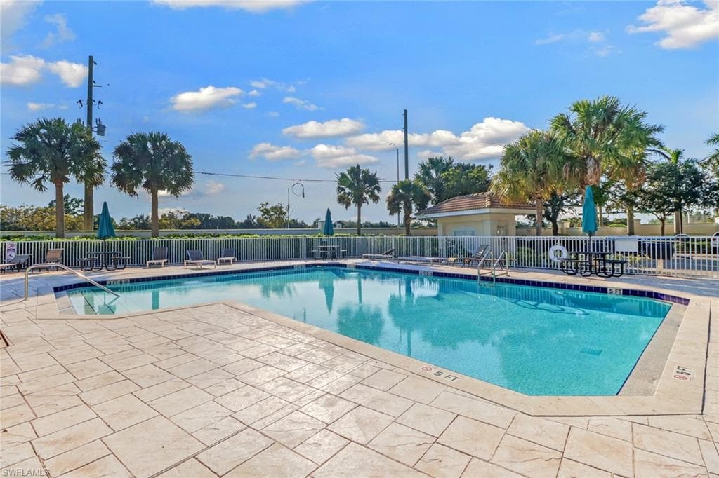 16073 Ravina WAY, NAPLES FL 34110-30