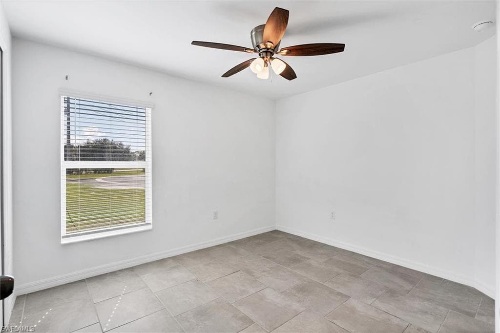 3904 Treasure Oak WAY, FORT MYERS FL 33905-18