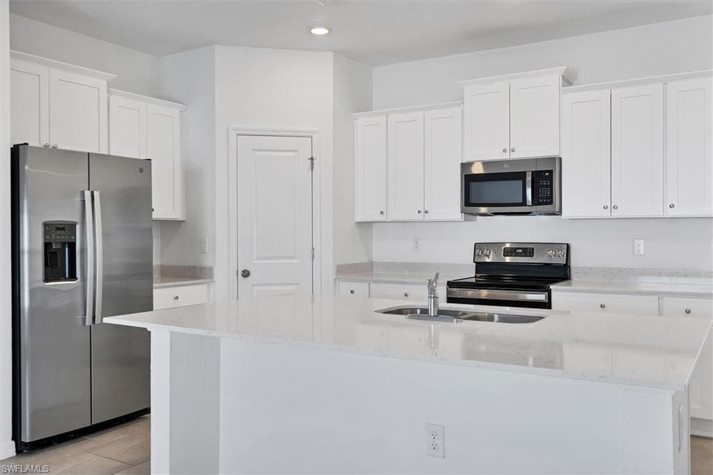 3904 Treasure Oak WAY, FORT MYERS FL 33905-3