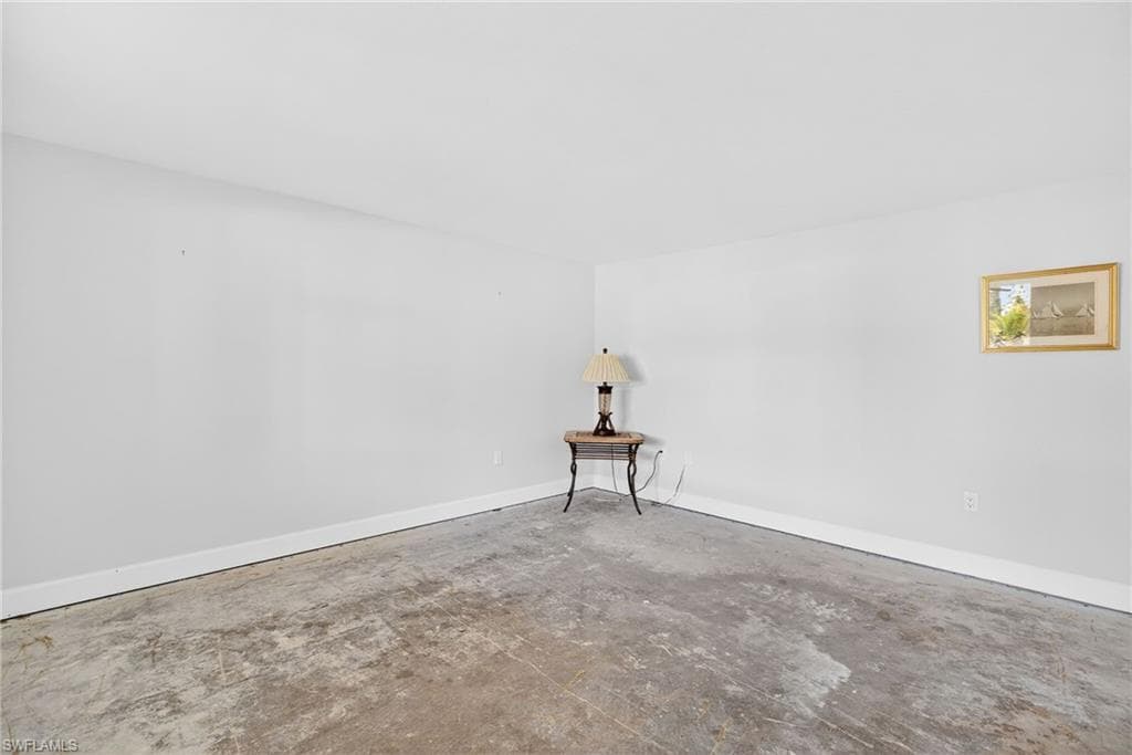 1523 Chesapeake AVE # B4, NAPLES FL 34102-22