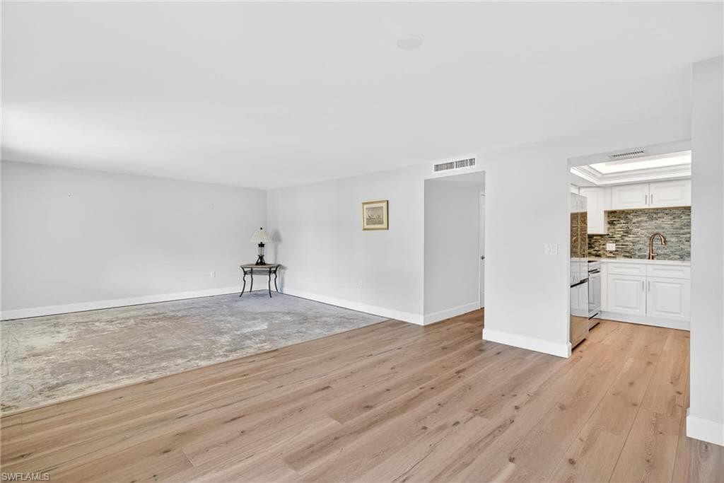 1523 Chesapeake AVE # B4, NAPLES FL 34102-5