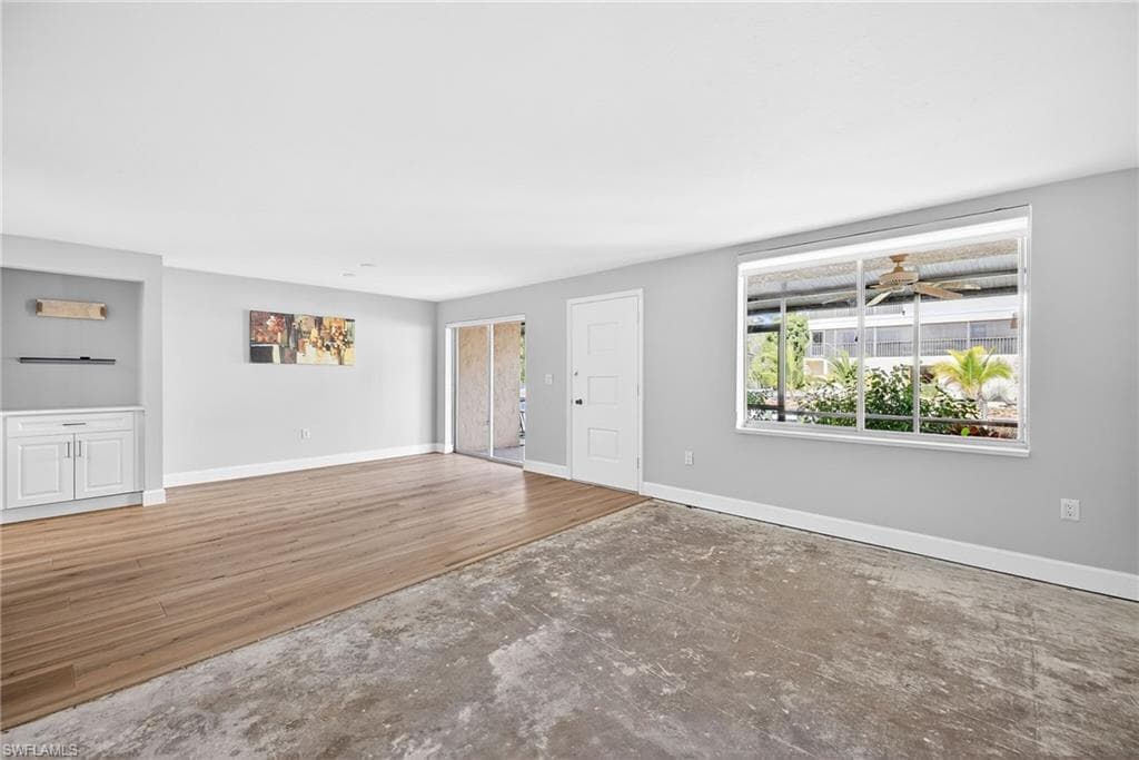 1523 Chesapeake AVE # B4, NAPLES FL 34102-8