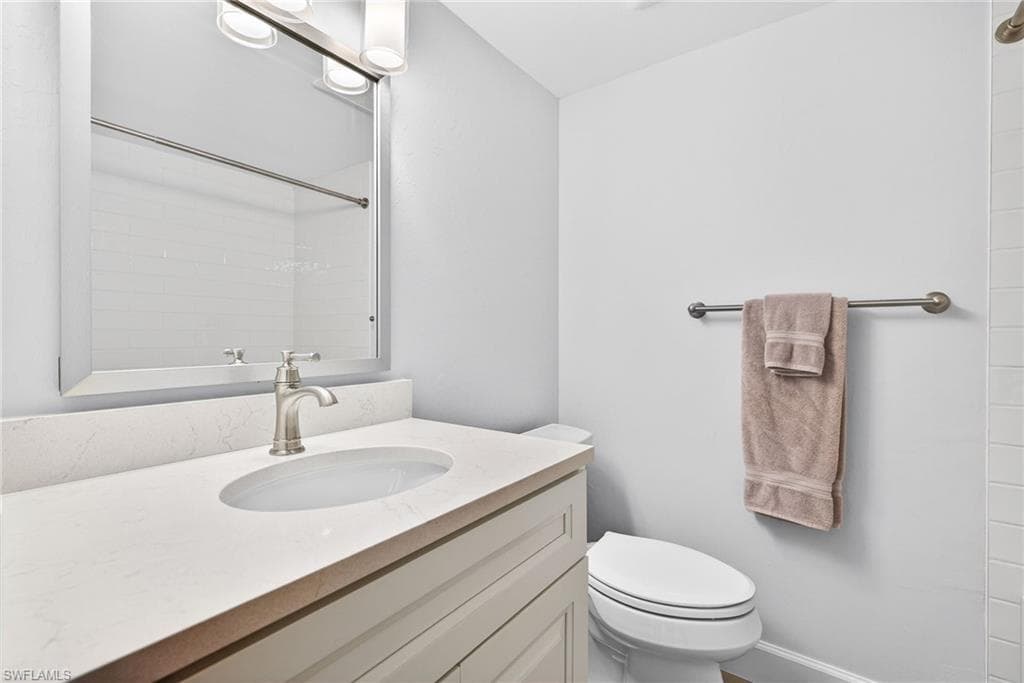 1523 Chesapeake AVE # B4, NAPLES FL 34102-23