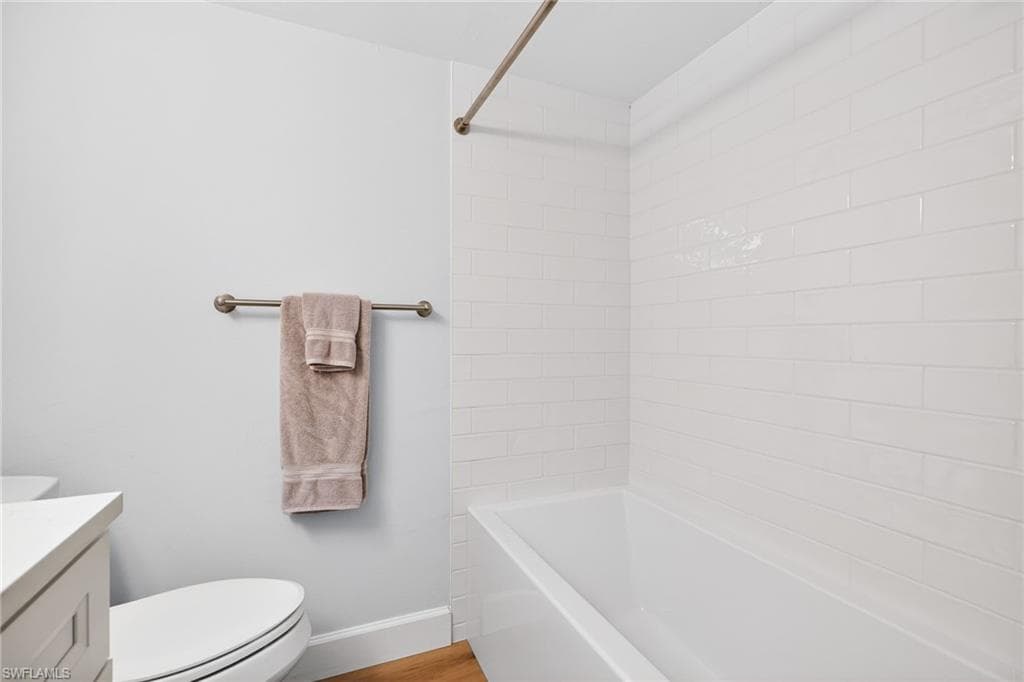 1523 Chesapeake AVE # B4, NAPLES FL 34102-24