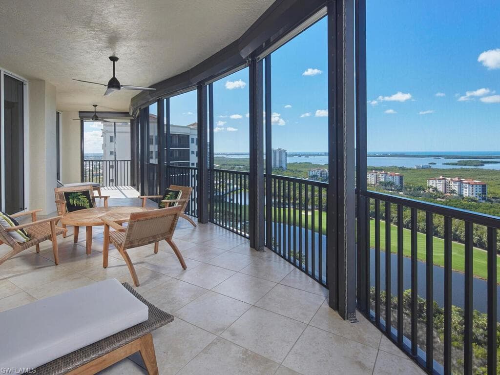 23750 Via Trevi WAY 2001-4