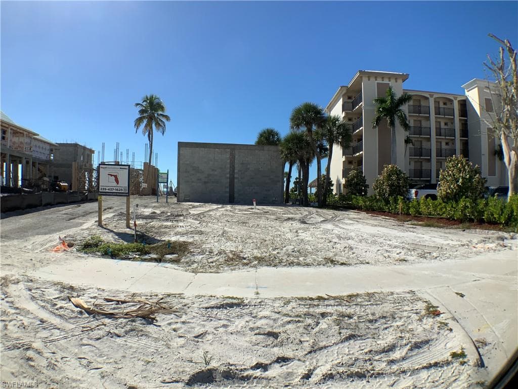 700 Estero BLVD, FORT MYERS BEACH FL 33931-2