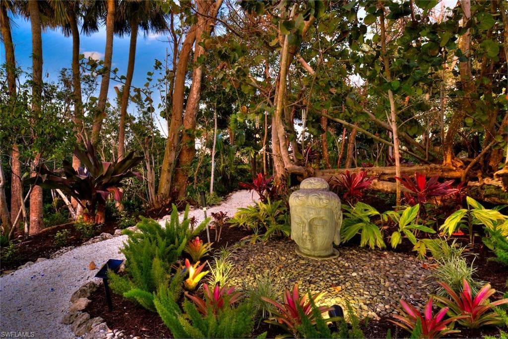 1970 Wild Lime DR, SANIBEL FL 33957-40