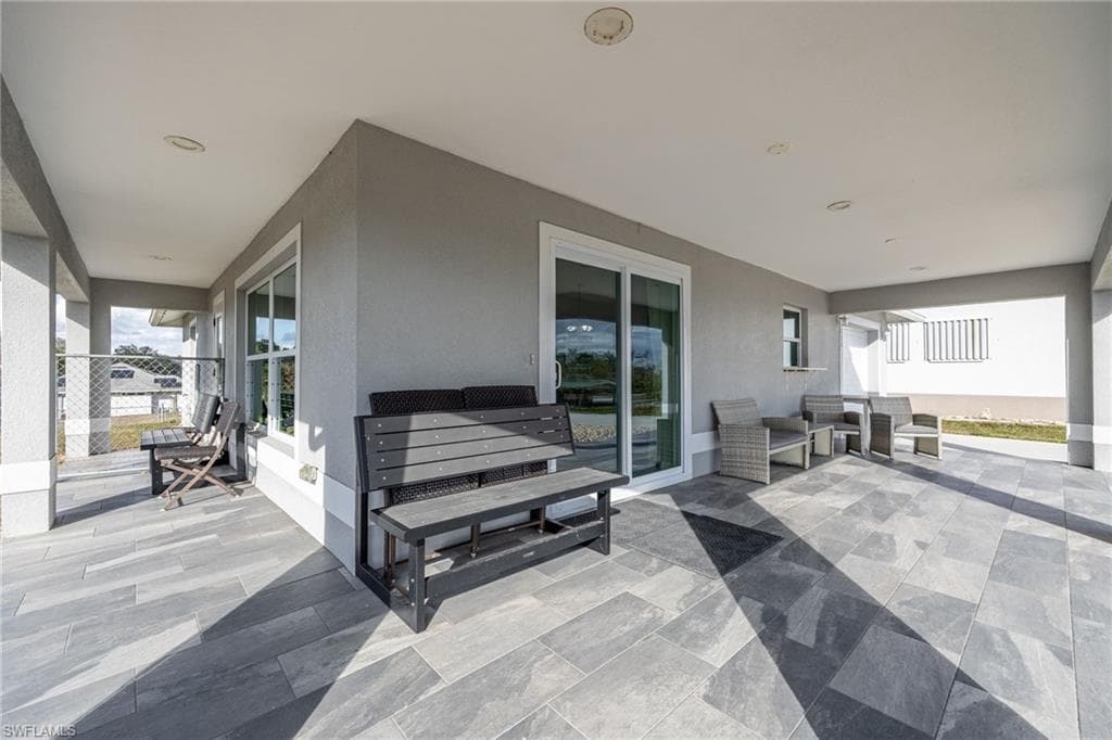 1053 Lock LN SW, MOORE HAVEN FL 33471-5