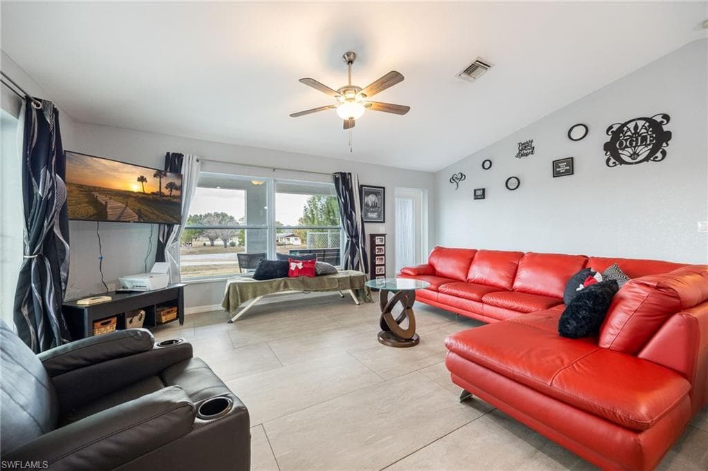 1053 Lock LN SW, MOORE HAVEN FL 33471-11