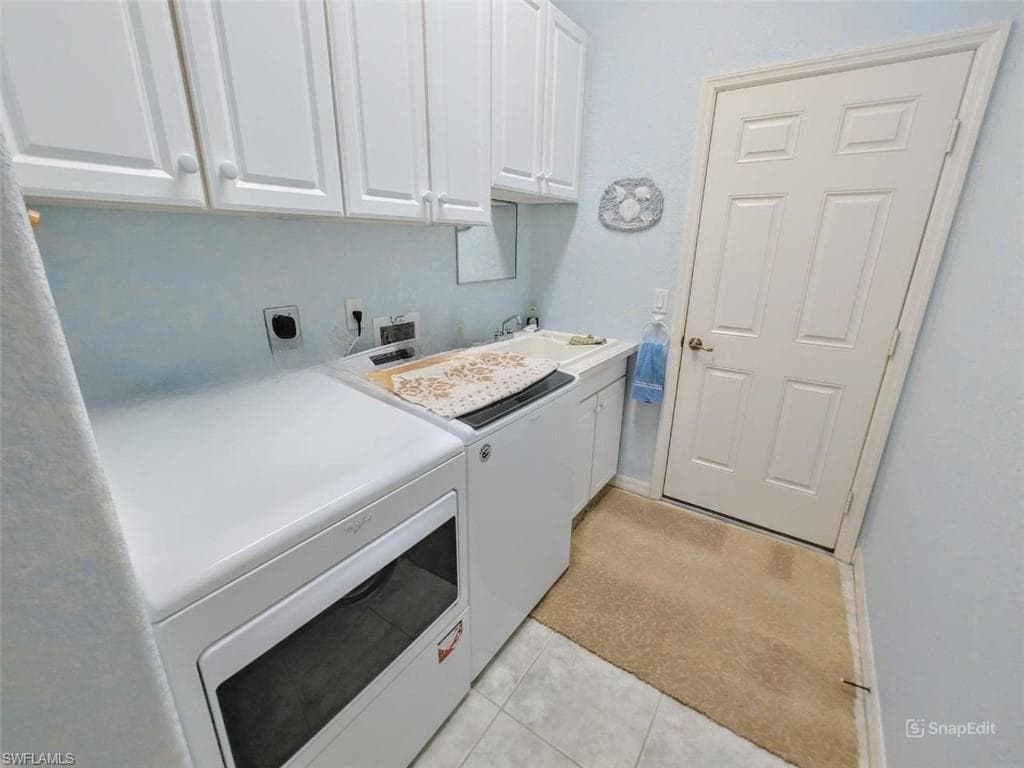 3497 Odyssea CT, NORTH FORT MYERS FL 33917-27