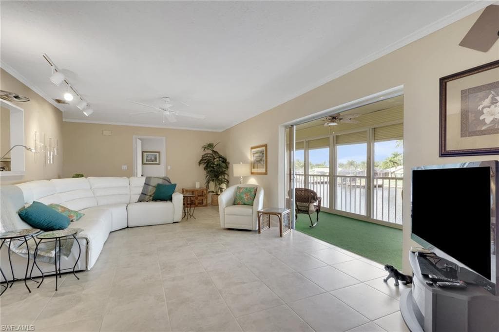 1705 Beach PKWY 206-18