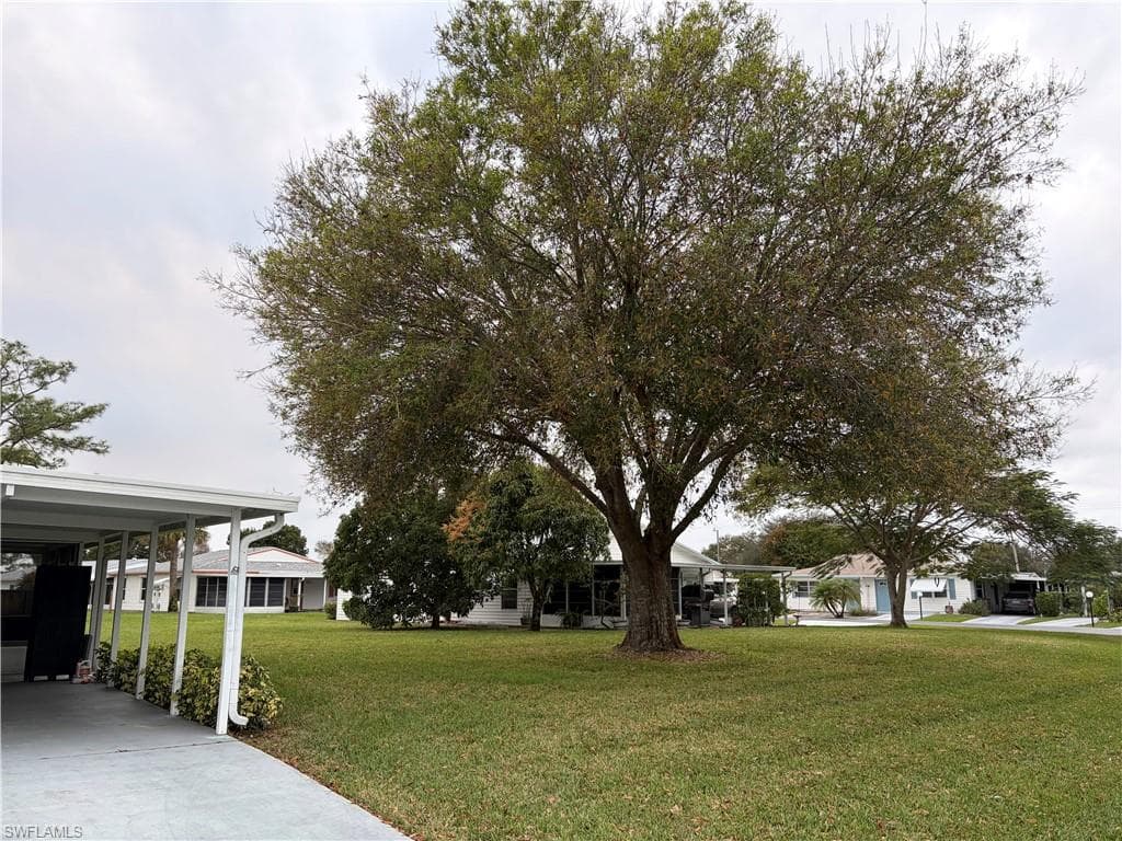 12 Desert Candle CIR, LEHIGH ACRES FL 33936-17