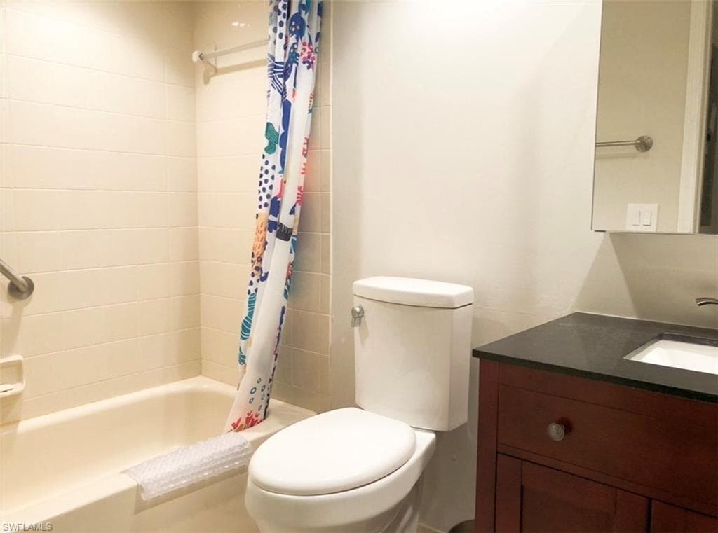 340 S Horse Creek DR # 304, NAPLES FL 34110-11