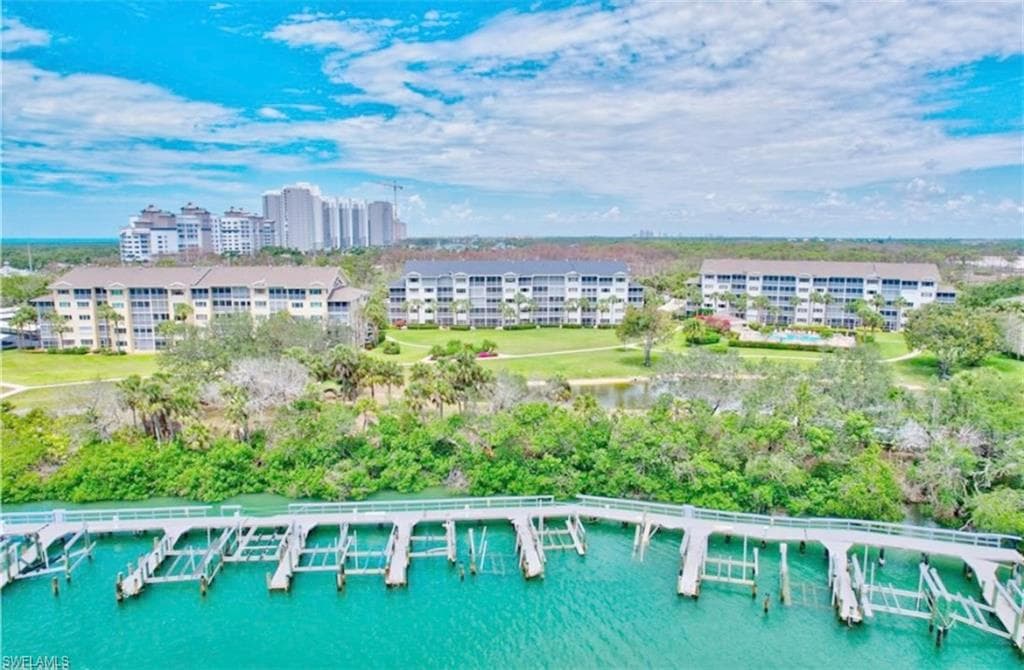 340 S Horse Creek DR # 304, NAPLES FL 34110-4