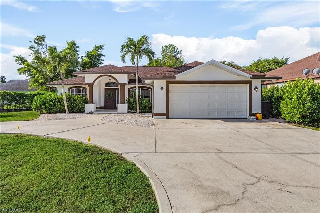 27300 Imperial Oaks CIR, BONITA SPRINGS FL 34135-1