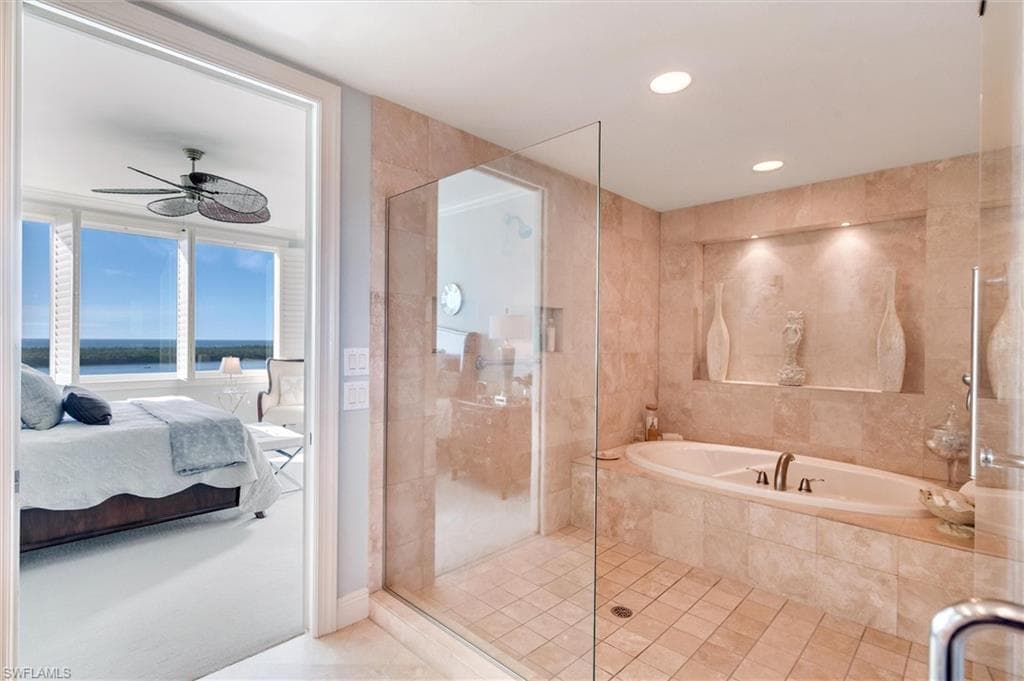 265 Indies WAY # 802, NAPLES FL 34110-16