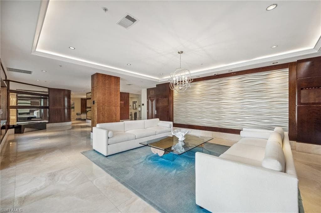 265 Indies WAY # 802, NAPLES FL 34110-42