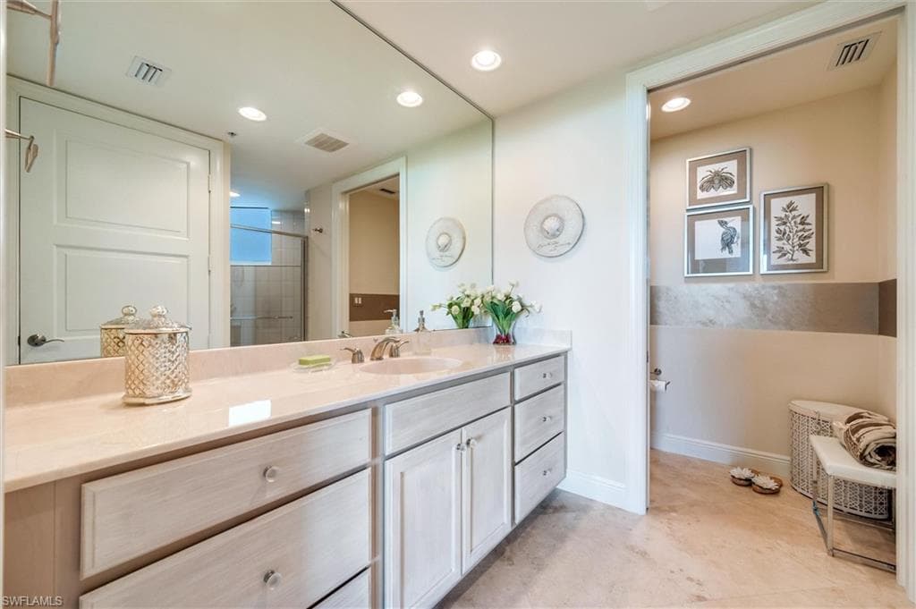 265 Indies WAY # 802, NAPLES FL 34110-33
