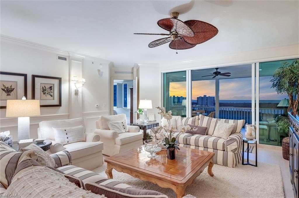 265 Indies WAY # 802, NAPLES FL 34110-3