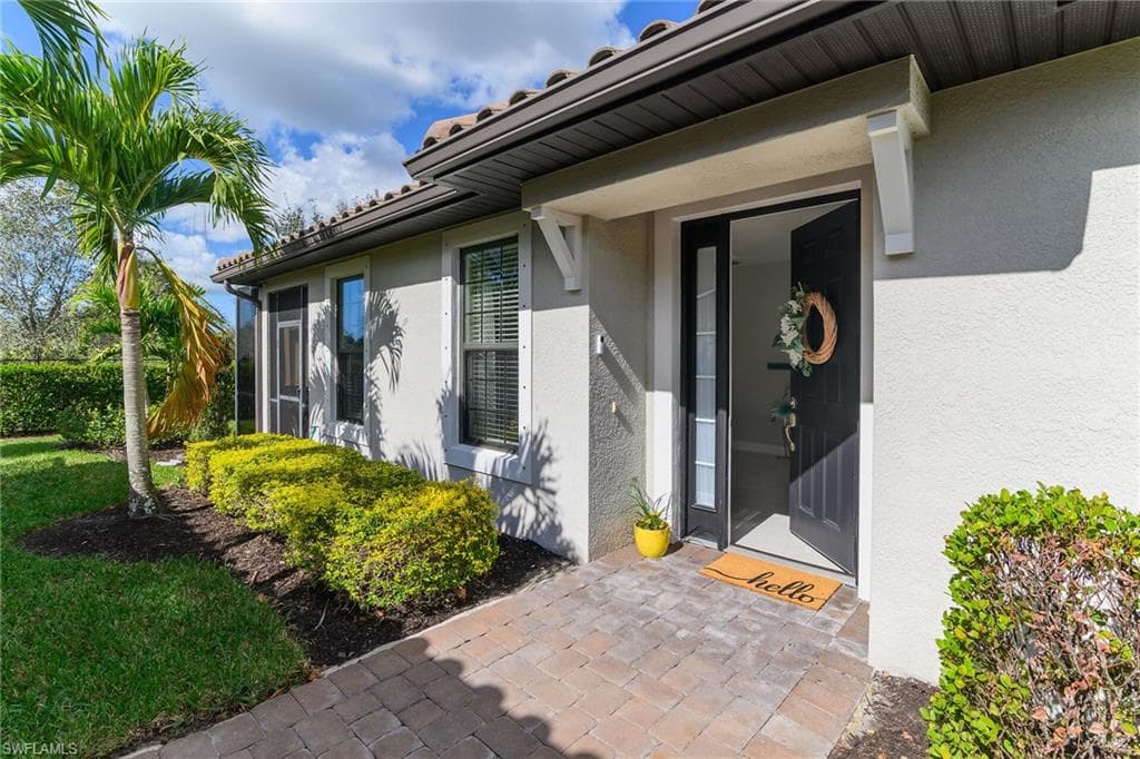 8111 Calle Canovas ST-5