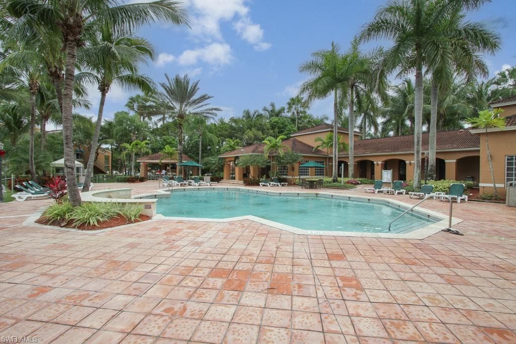 1150 Wildwood Lakes BLVD # 304, NAPLES FL 34104-1