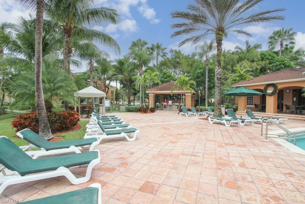 1150 Wildwood Lakes BLVD # 304, NAPLES FL 34104-4