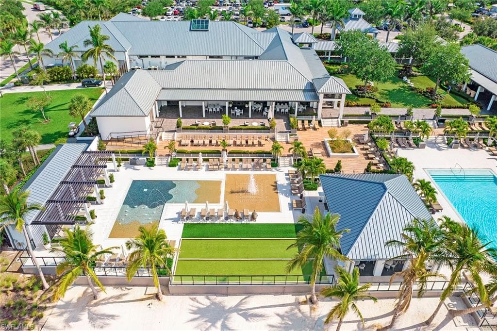 13945 Old Coast RD # 806, NAPLES FL 34110-45