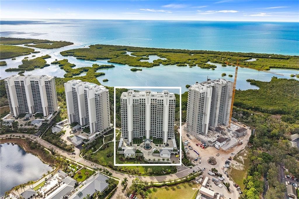 13945 Old Coast RD # 806, NAPLES FL 34110-2