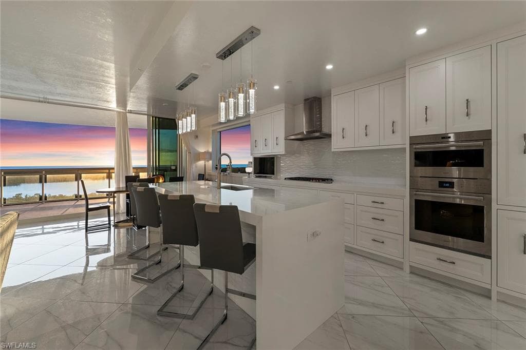 13945 Old Coast RD # 806, NAPLES FL 34110-33