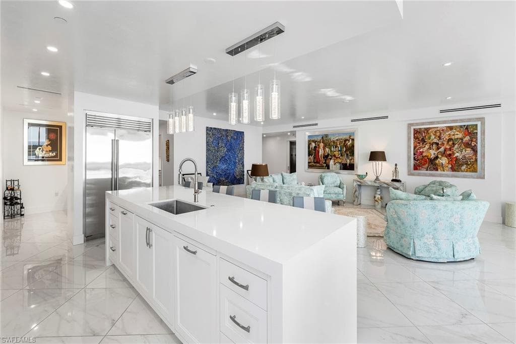 13945 Old Coast RD # 806, NAPLES FL 34110-9