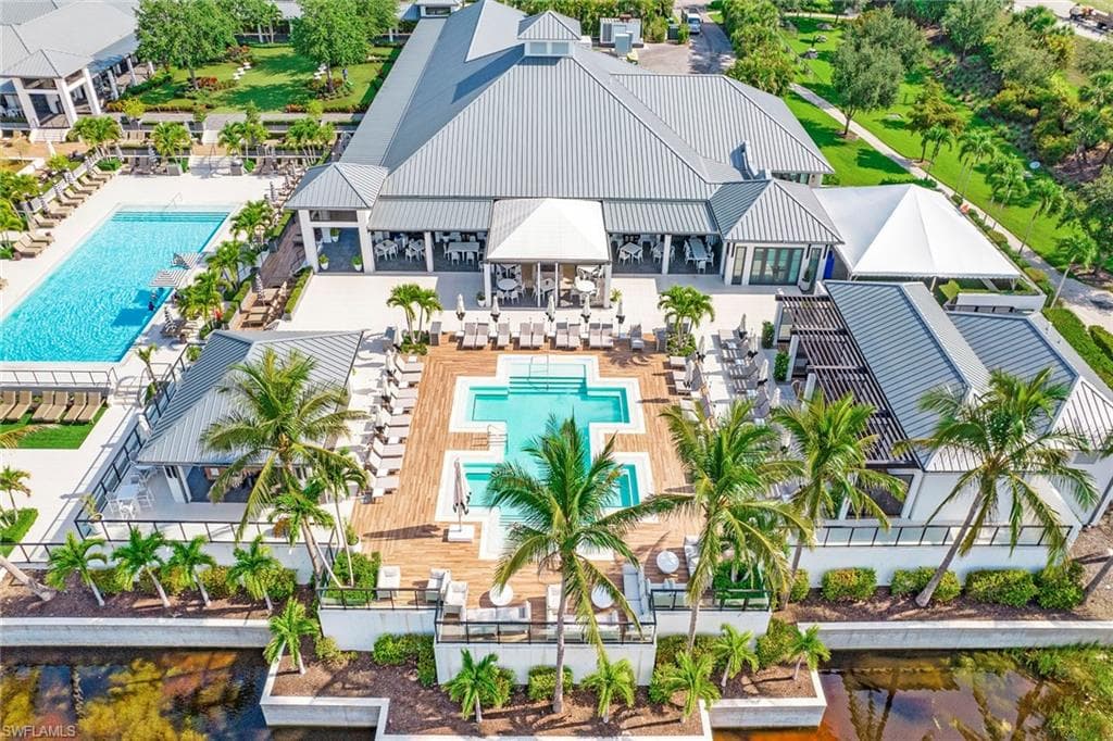13945 Old Coast RD # 806, NAPLES FL 34110-43