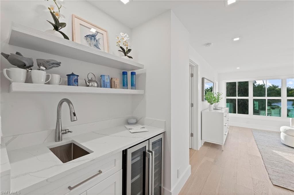 1984 FREDERICK ST, NAPLES FL 34112-17